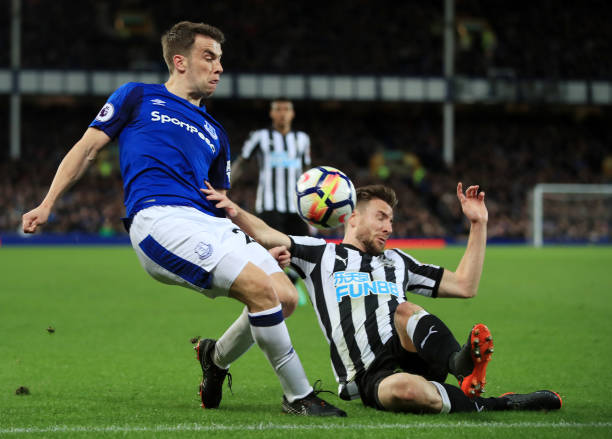 得益于他在 得益于他在