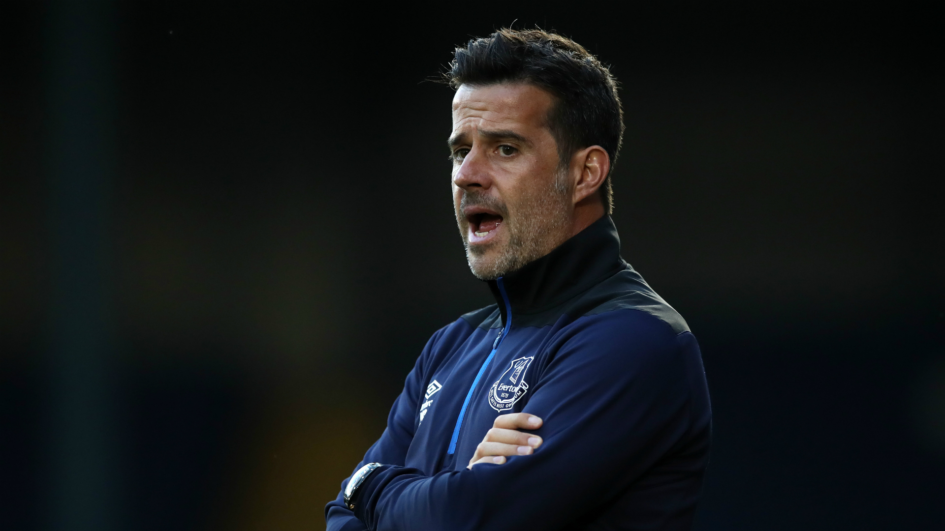 充满猜测 充满猜测